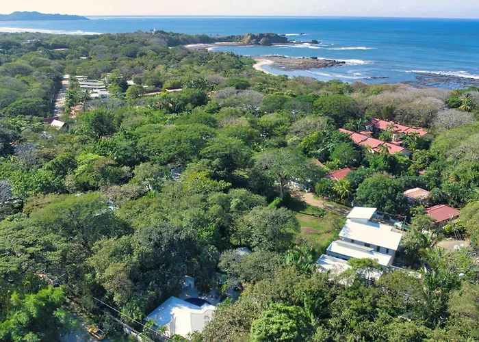 Casa Bonita - 5br With Pool Walk To Beach! Nosara
