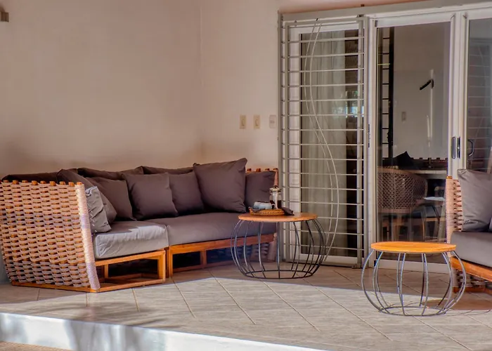 Casa Bonita - 5br With Pool Walk To Beach! Сasa de vacaciones *