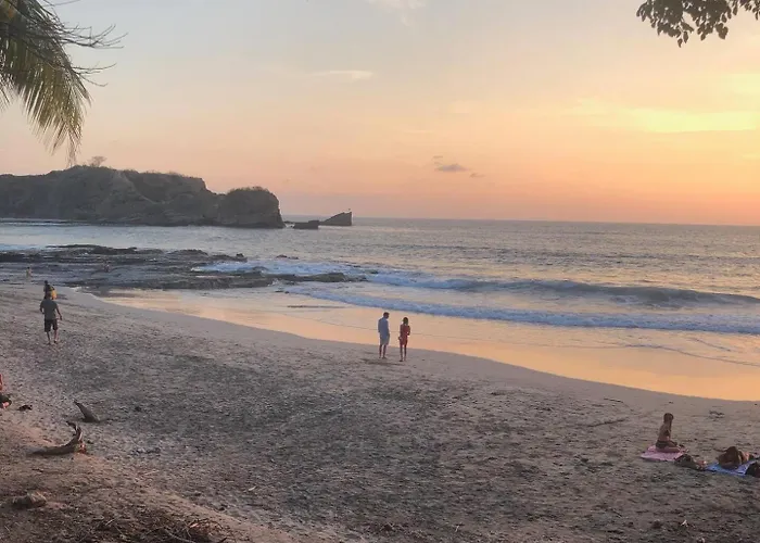 Casa Bonita - 5br With Pool Walk To Beach! Nosara
