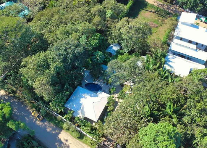 Casa Bonita - 5br With Pool Walk To Beach!
