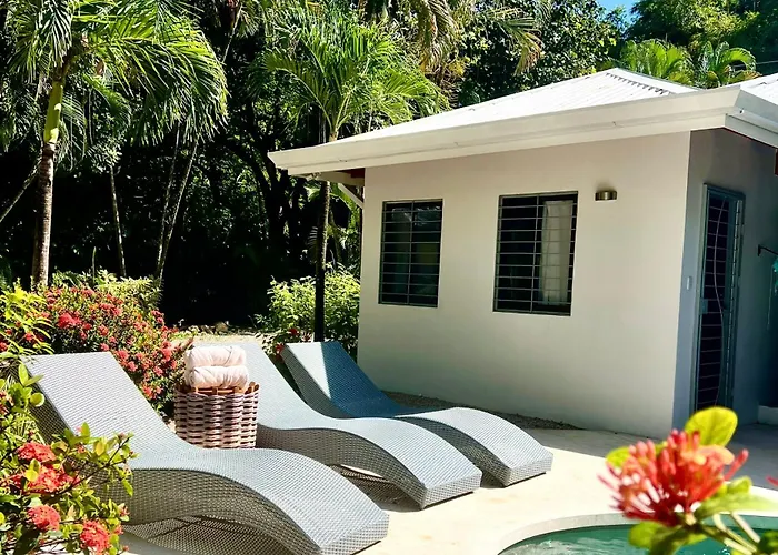 Casa Bonita - 5br With Pool Walk To Beach! Nosara