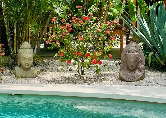 Casa Bonita - 5br With Pool Walk To Beach! Nosara